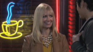 The Blonde Kissed a Hot Asian Guy Last Night on <em>2 Broke Girls</em>